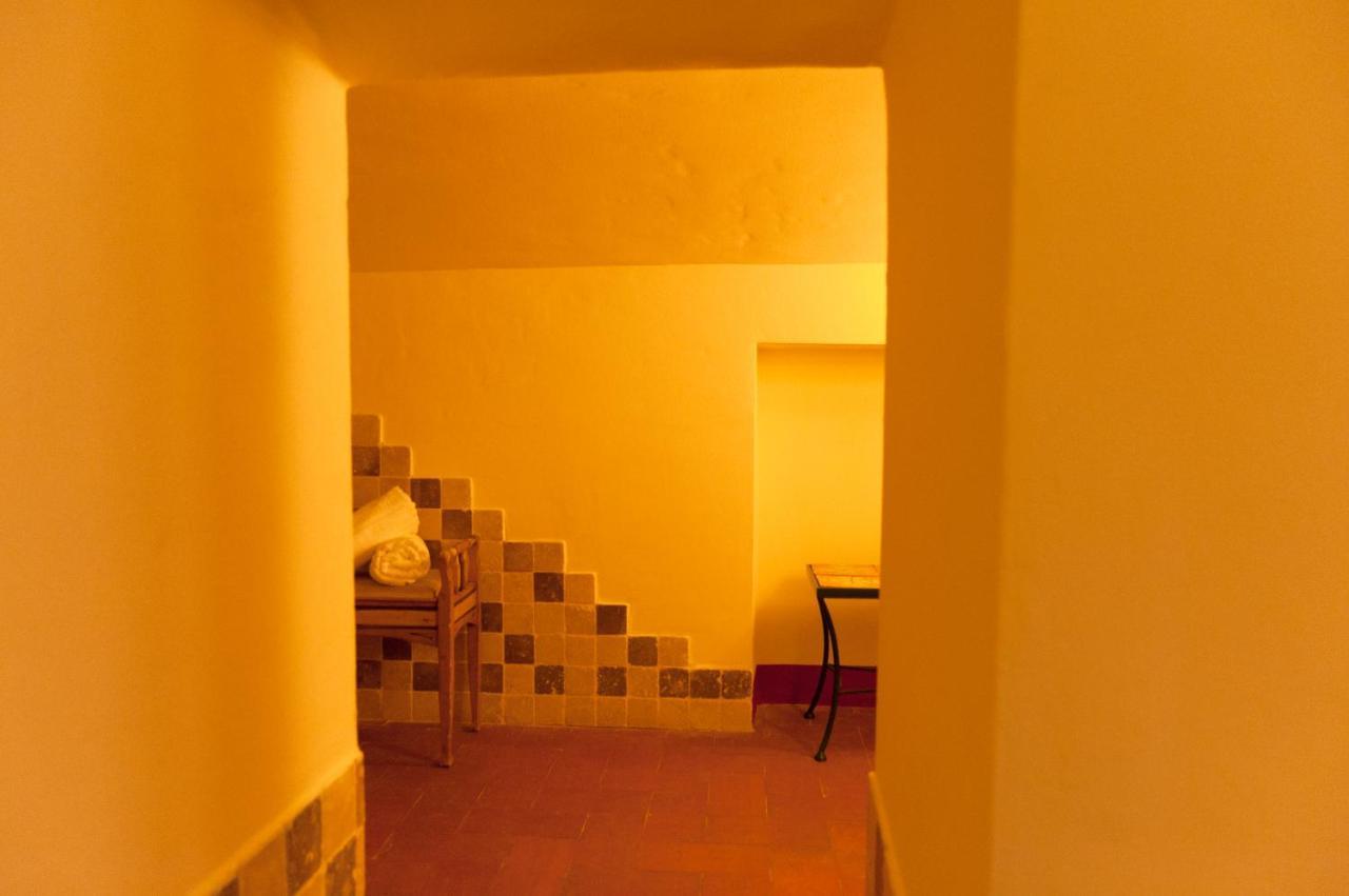 Palazzo Benucci Bed & Breakfast San Gimignano Exterior photo